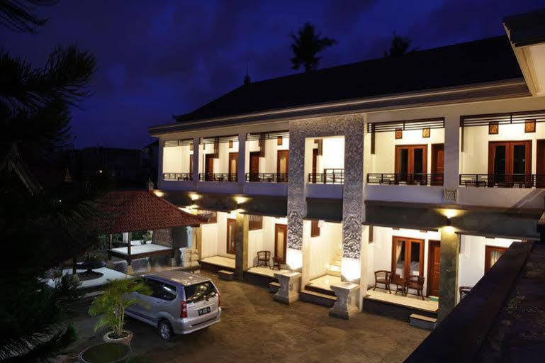 ปูรี จายาราจา เกสท์เฮาส์ Hotel กูตา ภายนอก รูปภาพ