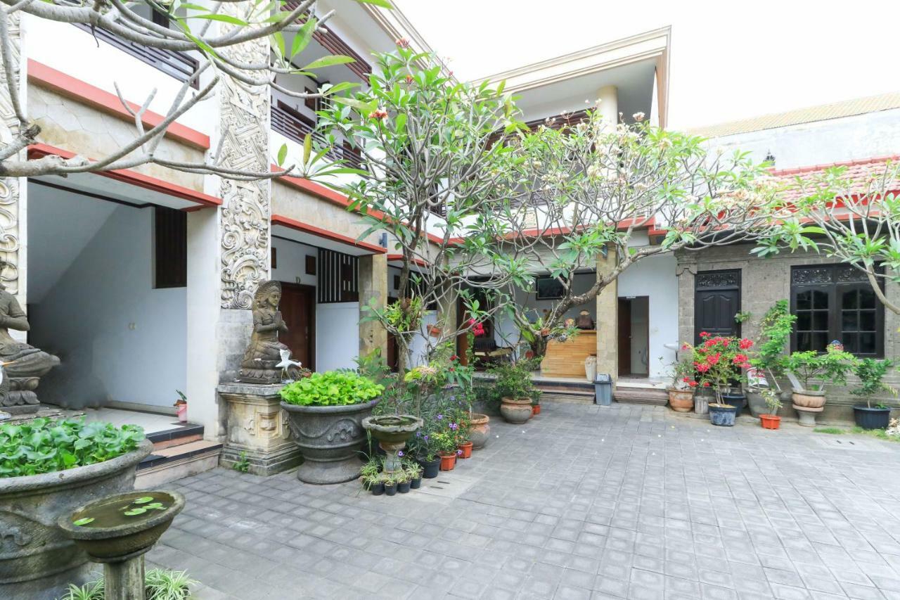 ปูรี จายาราจา เกสท์เฮาส์ Hotel กูตา ภายนอก รูปภาพ