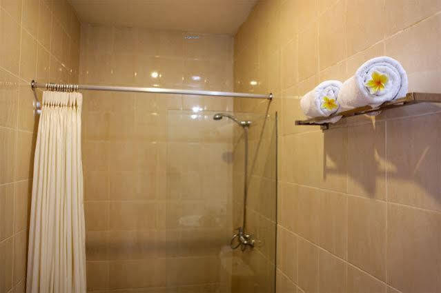 ปูรี จายาราจา เกสท์เฮาส์ Hotel กูตา ภายนอก รูปภาพ