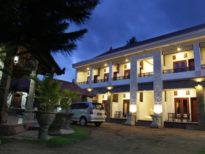 ปูรี จายาราจา เกสท์เฮาส์ Hotel กูตา ภายนอก รูปภาพ